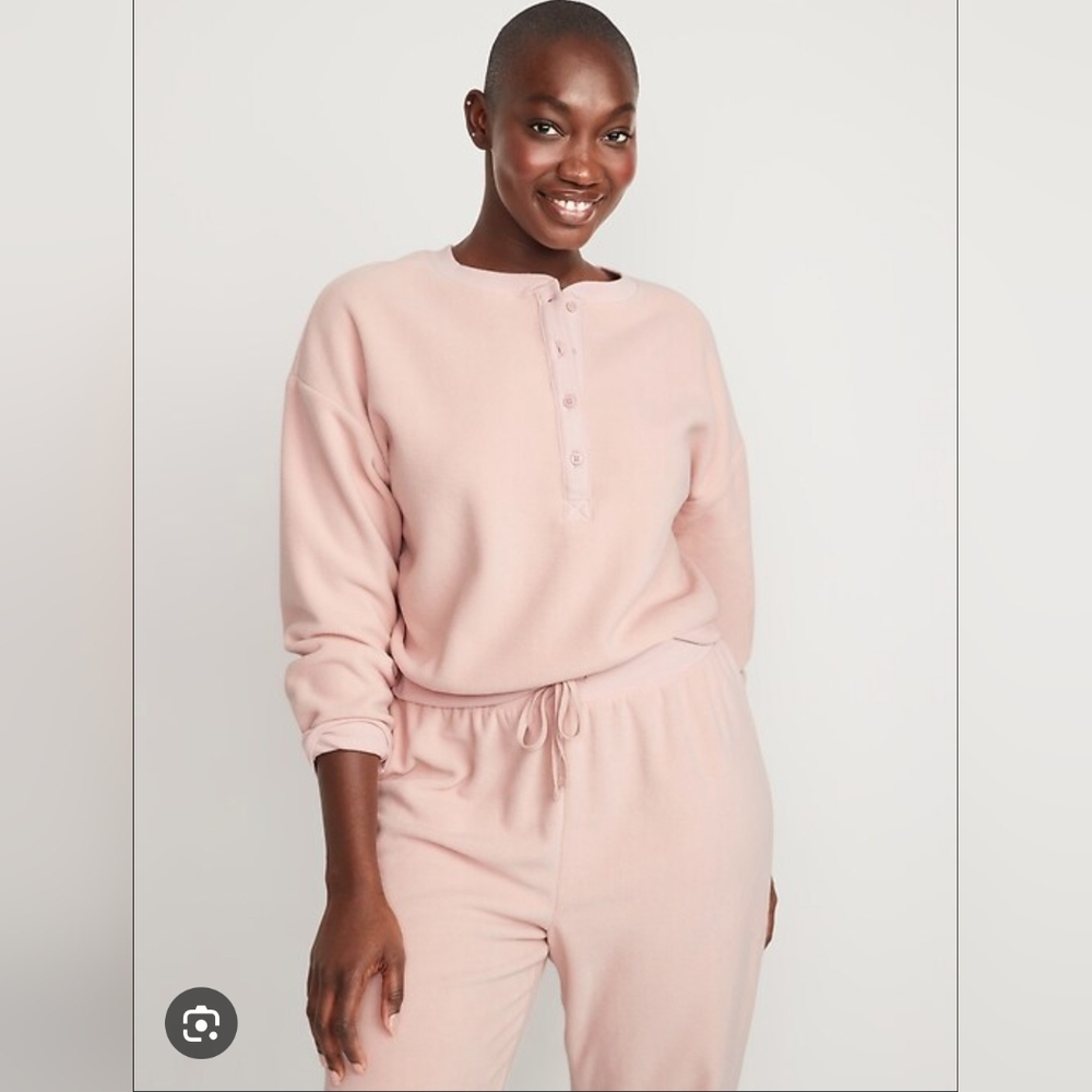 Old Navy Women's Pink Henley Pajama Set